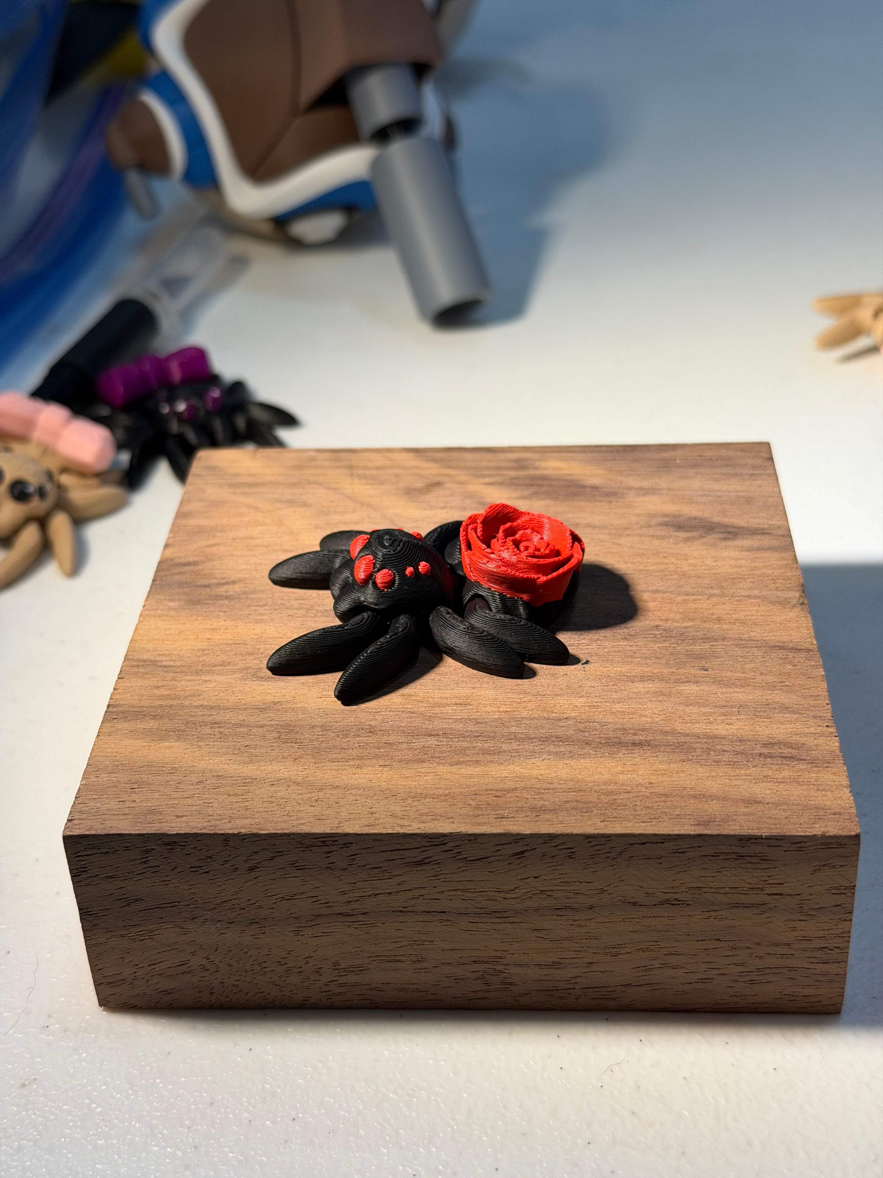 Rose spider