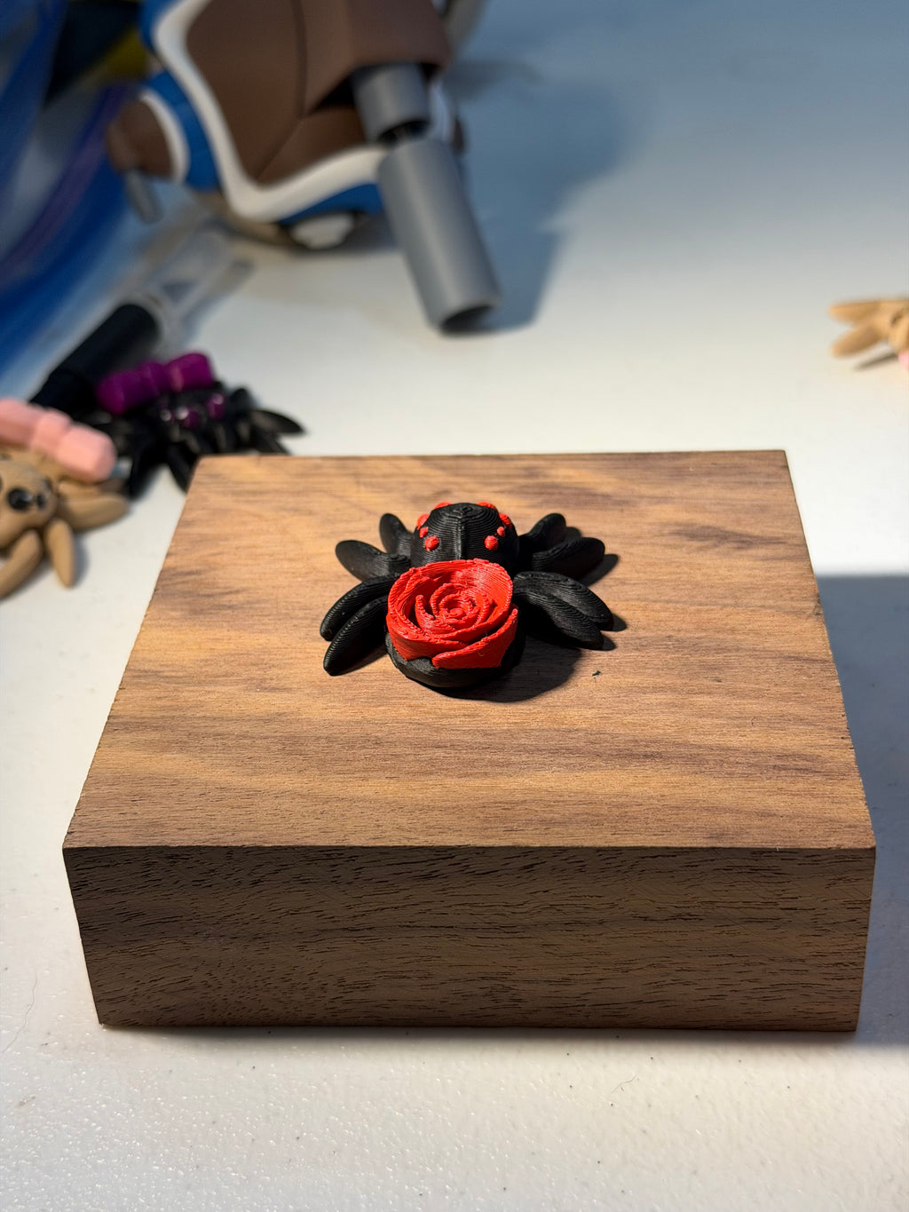 Rose spider
