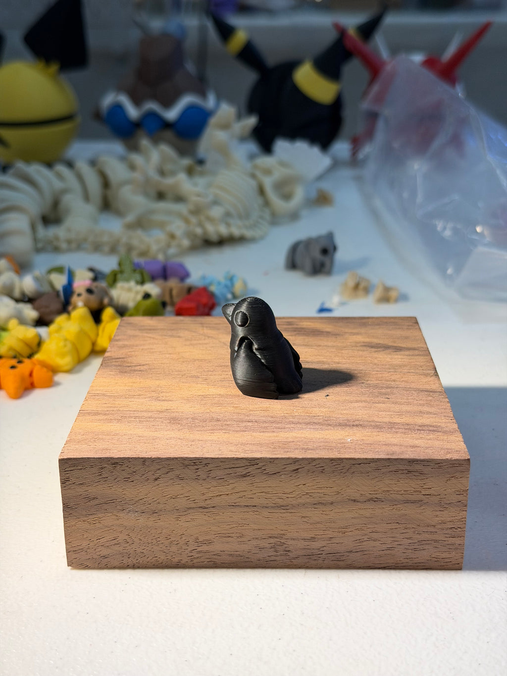 Crow wigget