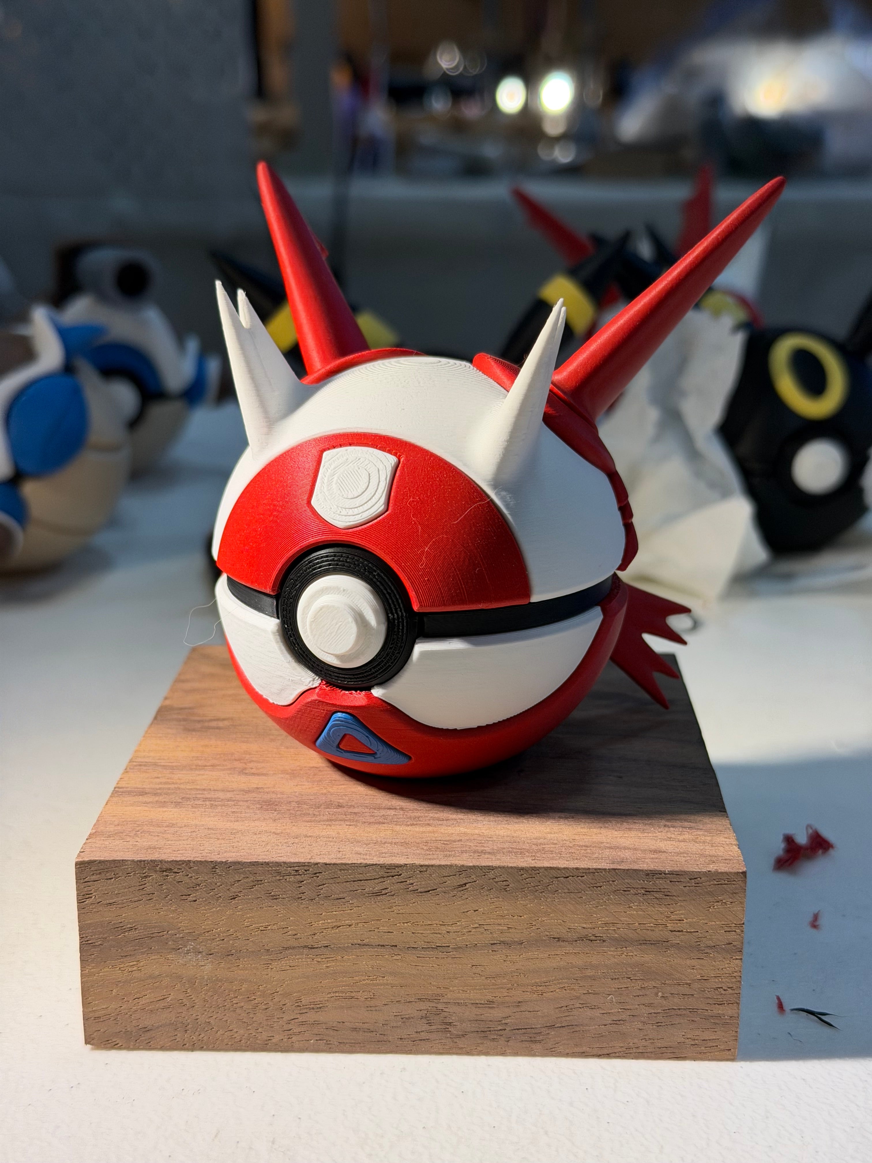 Latias pokeball