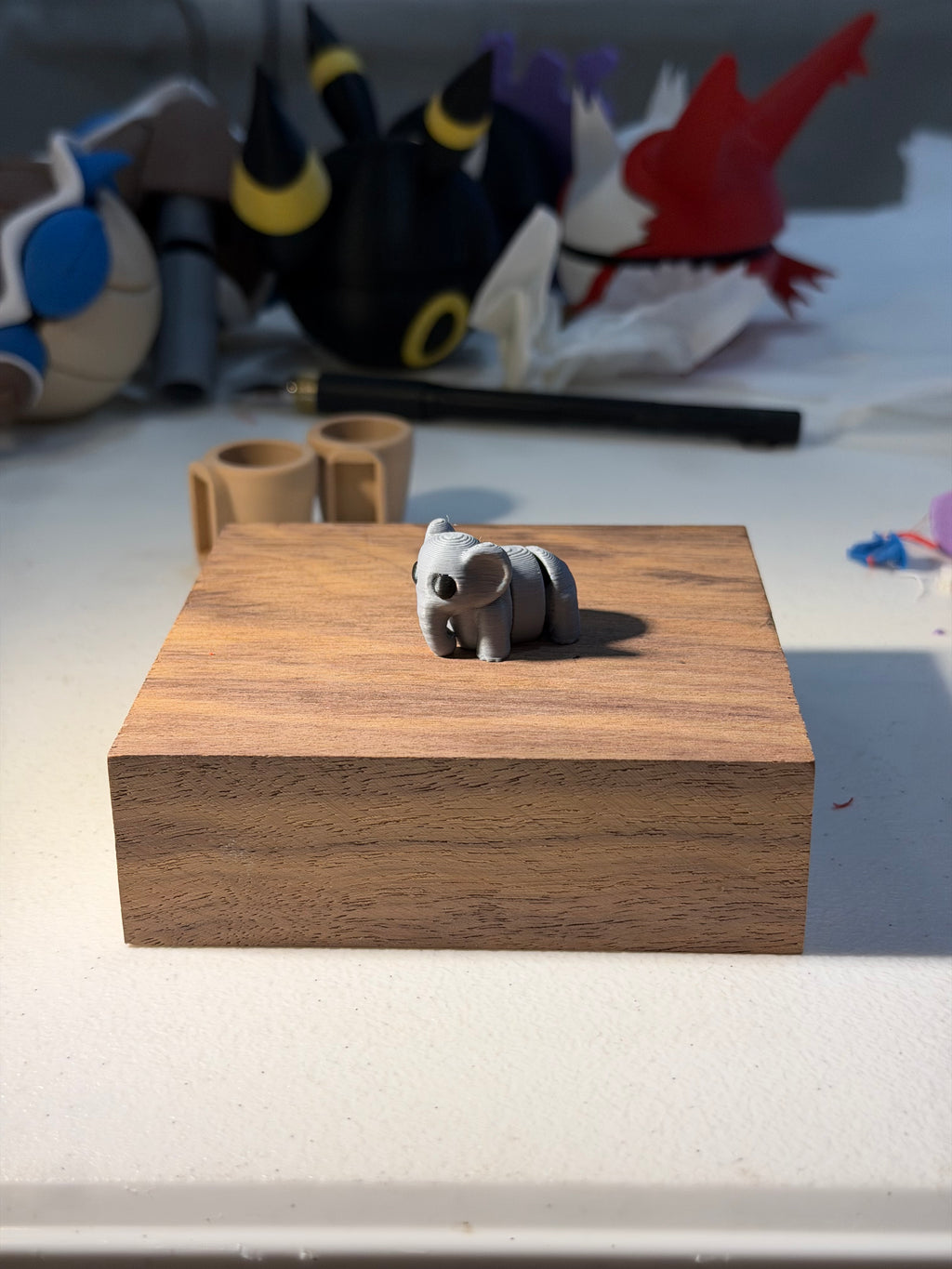 Elephant wigget
