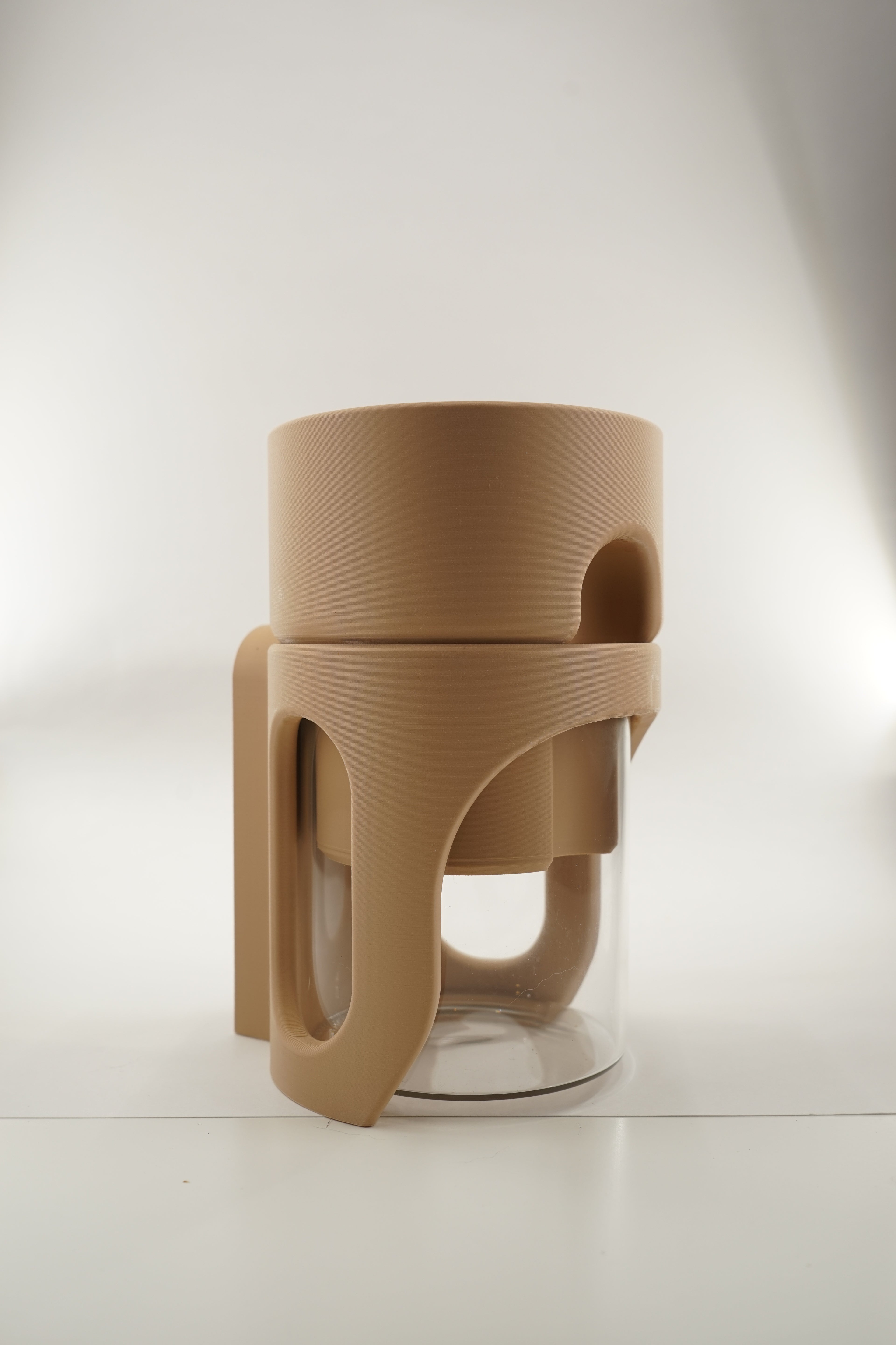 Vesi | Self water planter